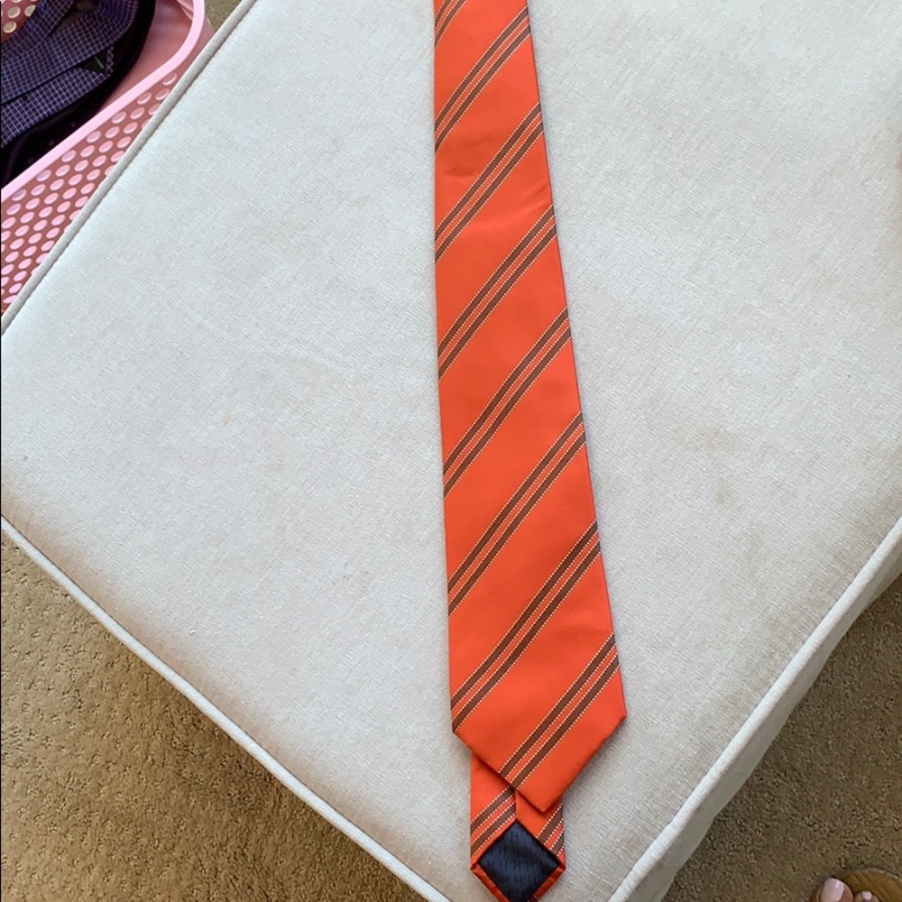 Authentic Hermès tie only worn once